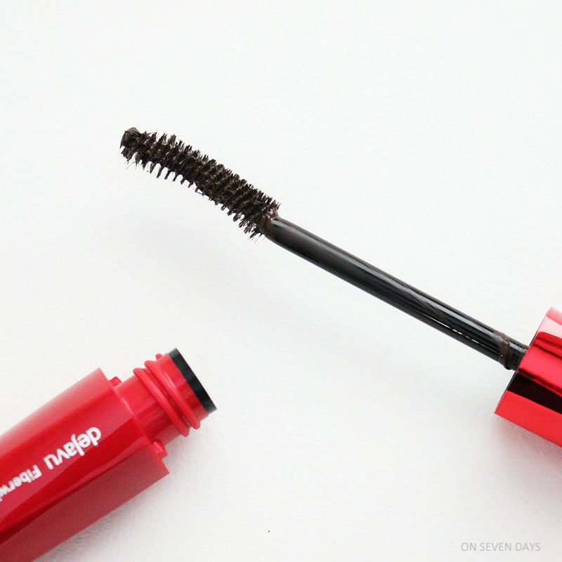 デジャヴュ］ファイバーウィッグウルトラロングE マスカラ〈全3色