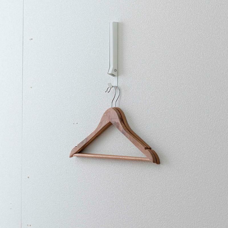 tower］使わないときは収納できるドアハンガー／タワー ｜オンセブン