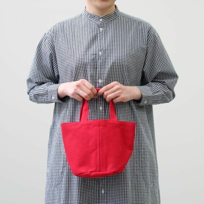 ★お値下げ致しました　個性的な刺し子三角バッグ　一点もの　センソユニコ慈雨等 ☆お値下げ致しました 個性的な刺し子三角バッグ 一点もの