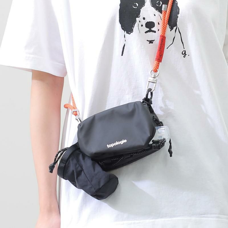 送料サービス】［topologie］ミニボトルサコッシュ／／トポロジー  