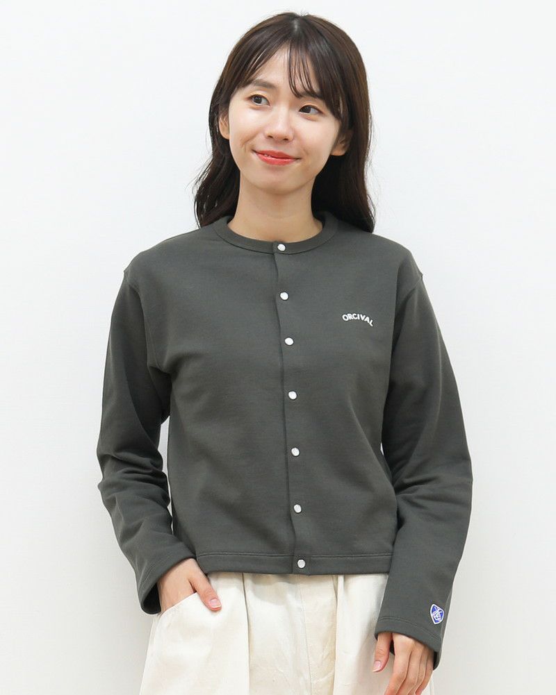 ORCIVALオーシバル　メタルボタンカーディガン　ボリュームスリーブ　紺色 ORCIVALオーシバル メタルボタンカーディガン ボリュームスリーブ 紺色