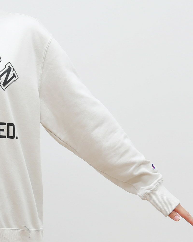 50％OFF】［Champion］クルーネックスウェットプルオーバー