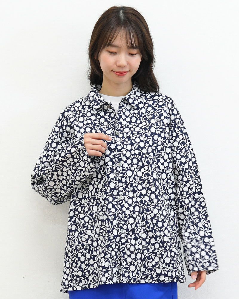 ［NATURAL LAUNDRY］アシェットフワラーパジャマシャツ