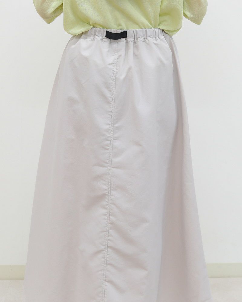 ［Gramicci］ナイロンフレアスカート